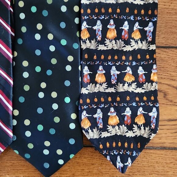 All Silk Croft & Bar set of 4 ties - Picture 2 of 4